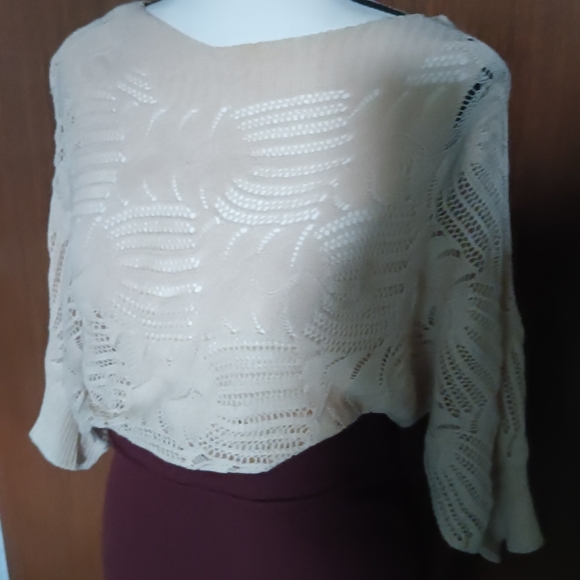 Batwing Knitted Top cream colored, Size Small - Picture 5 of 5